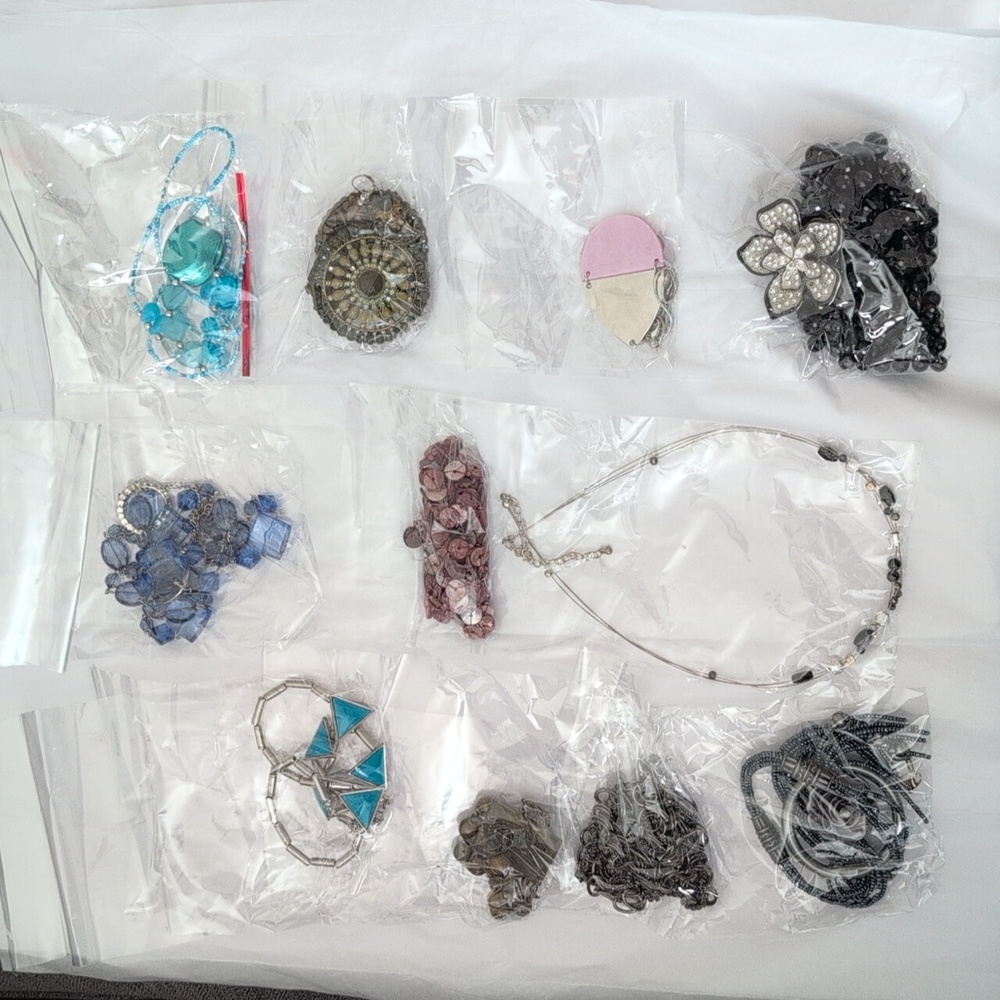 Y2K Necklaces Earrings Mixed Lot